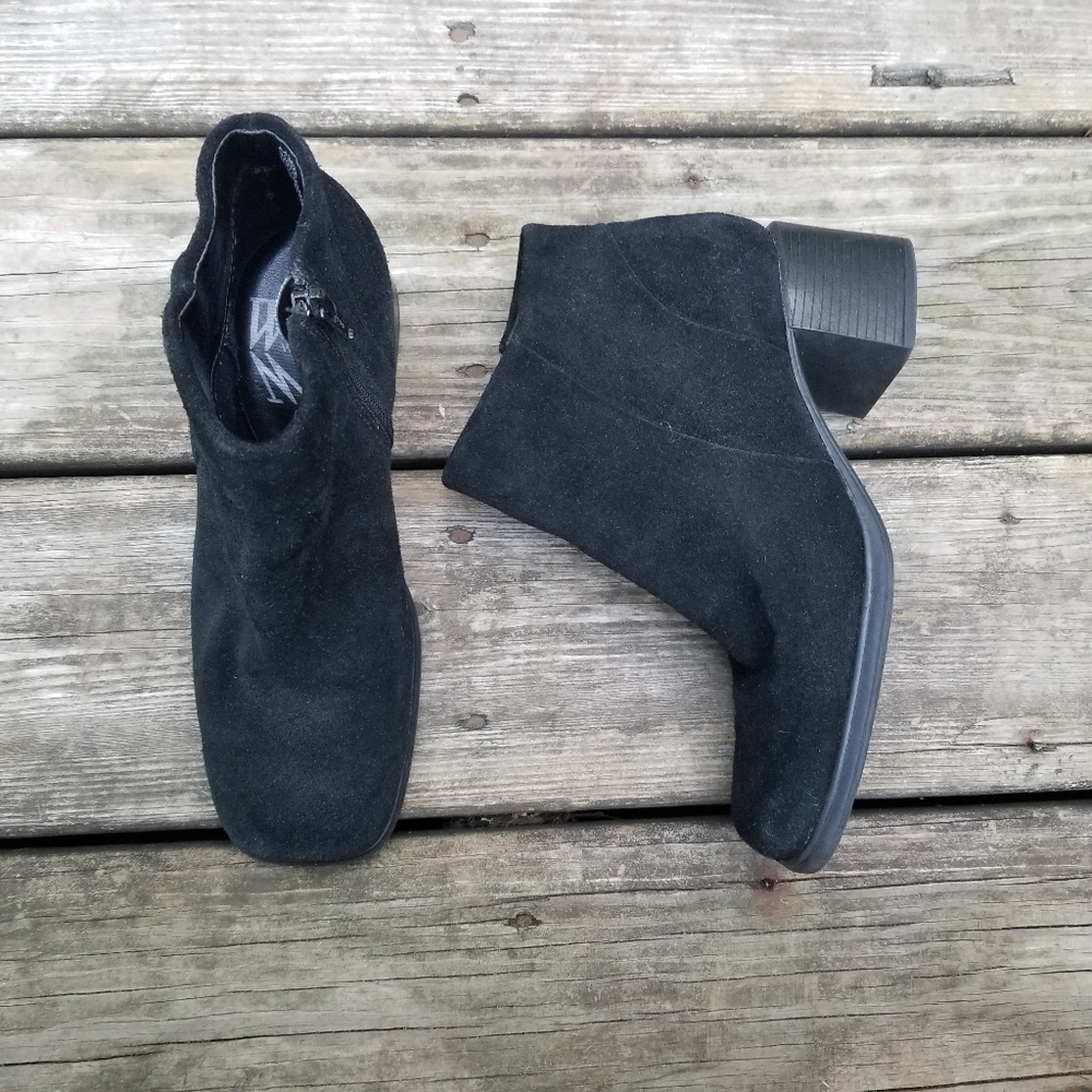 Vintage 90s y2k Bratz Black Suede Leather Chunky Heel Square Toe Punk Booties 7